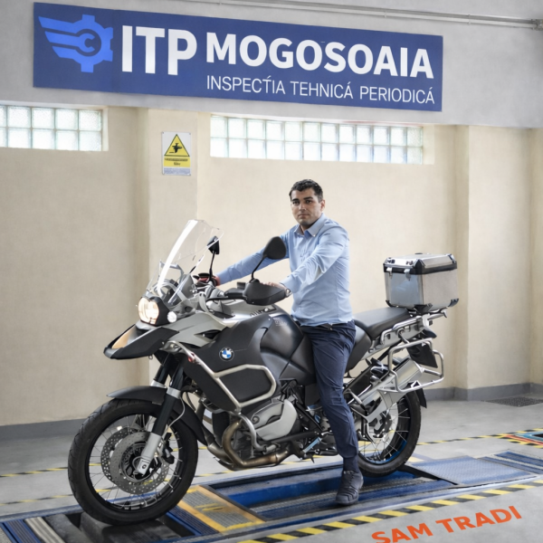 Motocicletă BMW în timpul inspecției tehnice periodice ITP Moto la stația ITP Mogoșoaia SAM TRADI