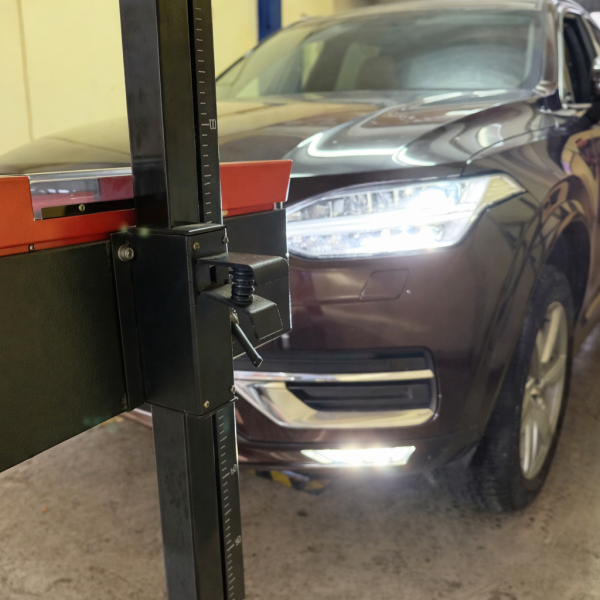 Reglaj faruri în stație ITP Mogoșoaia, verificare tehnică auto autorizată RAR pentru șoferii din Buftea, Chitila, Otopeni și nordul Bucureștiului